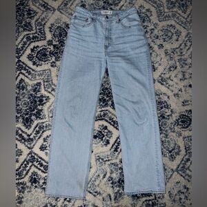Abercrombie & Fitch - Curve Love - The 90s Relaxed Jean - High Rise - Size 28|6R